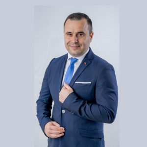 Cum a schimbat Dragoș Macarin, CEO & fondator The Money Advisor, relația client-broker la TMA